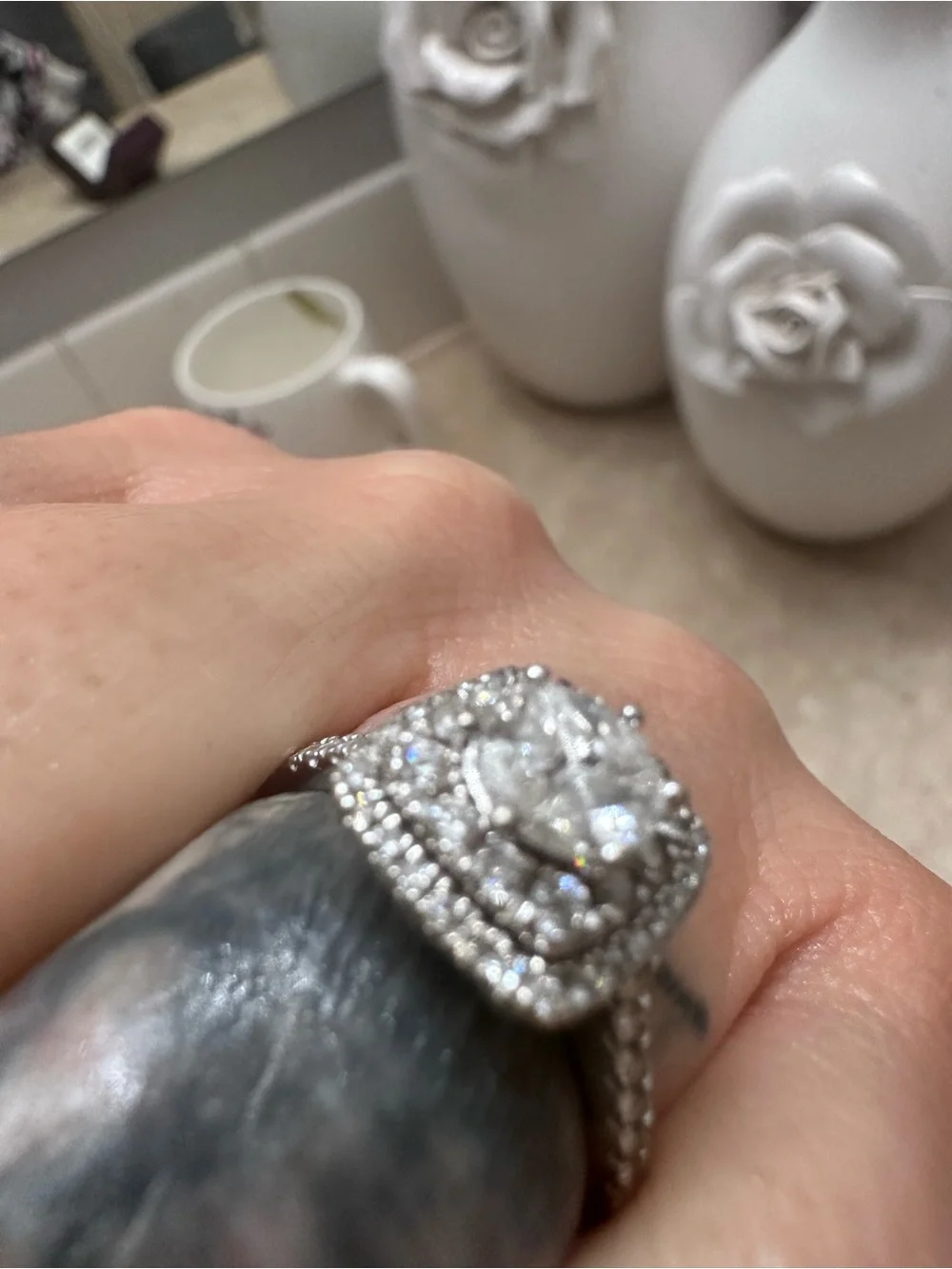 Diamond solitaire Halo Cluster Ring in Silver- White